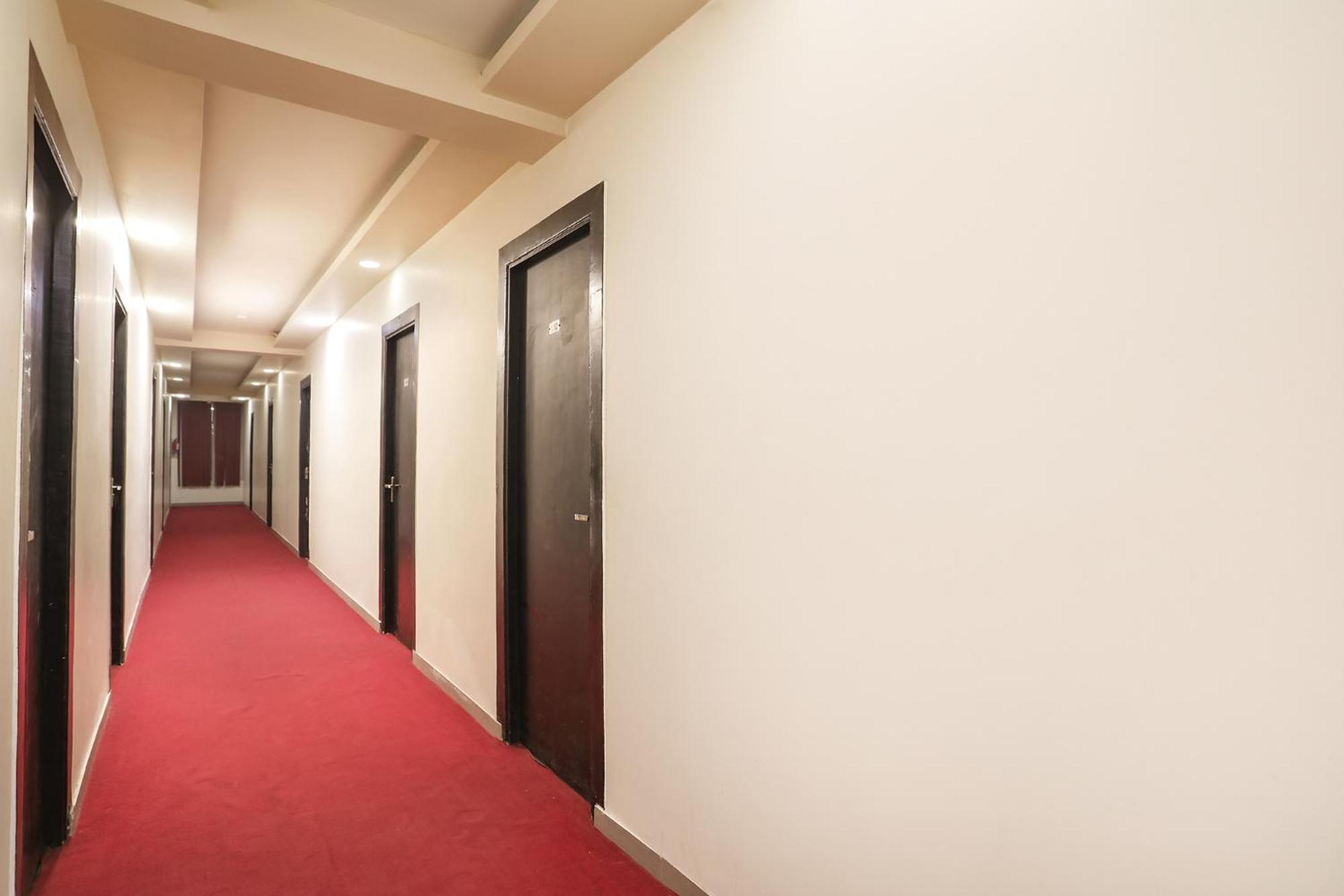 גאזיאבאד Fabhotel The Diamond מראה חיצוני תמונה