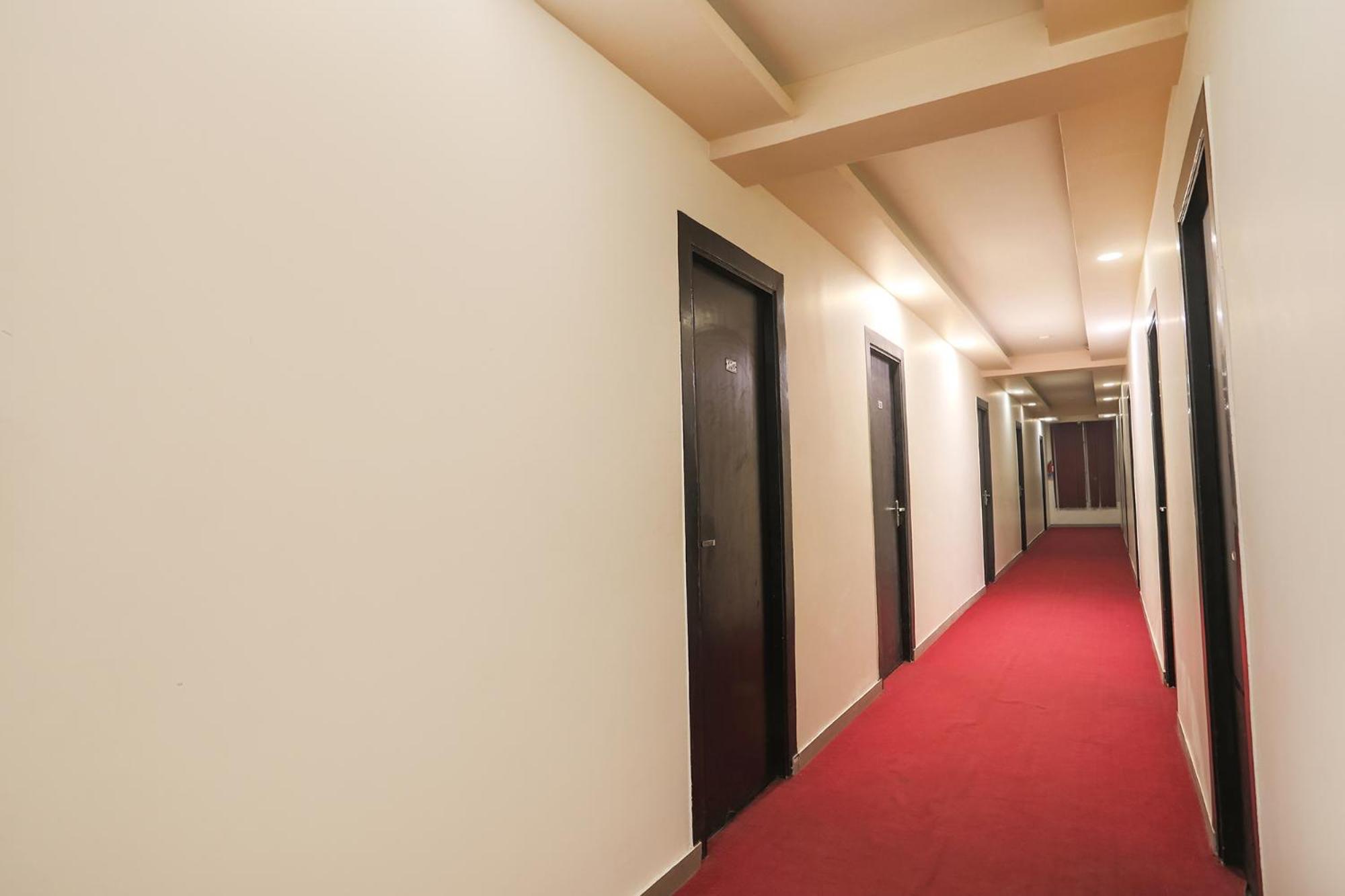 גאזיאבאד Fabhotel The Diamond מראה חיצוני תמונה