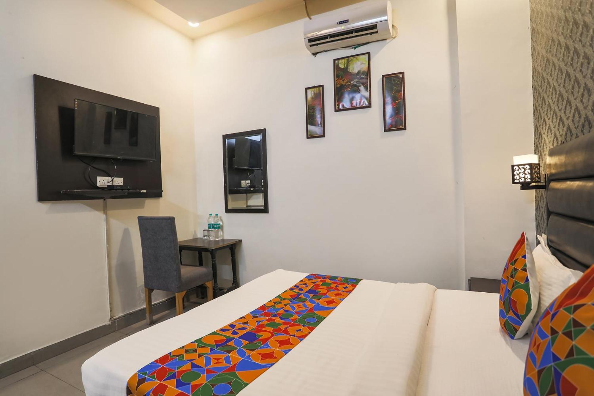 גאזיאבאד Fabhotel The Diamond מראה חיצוני תמונה