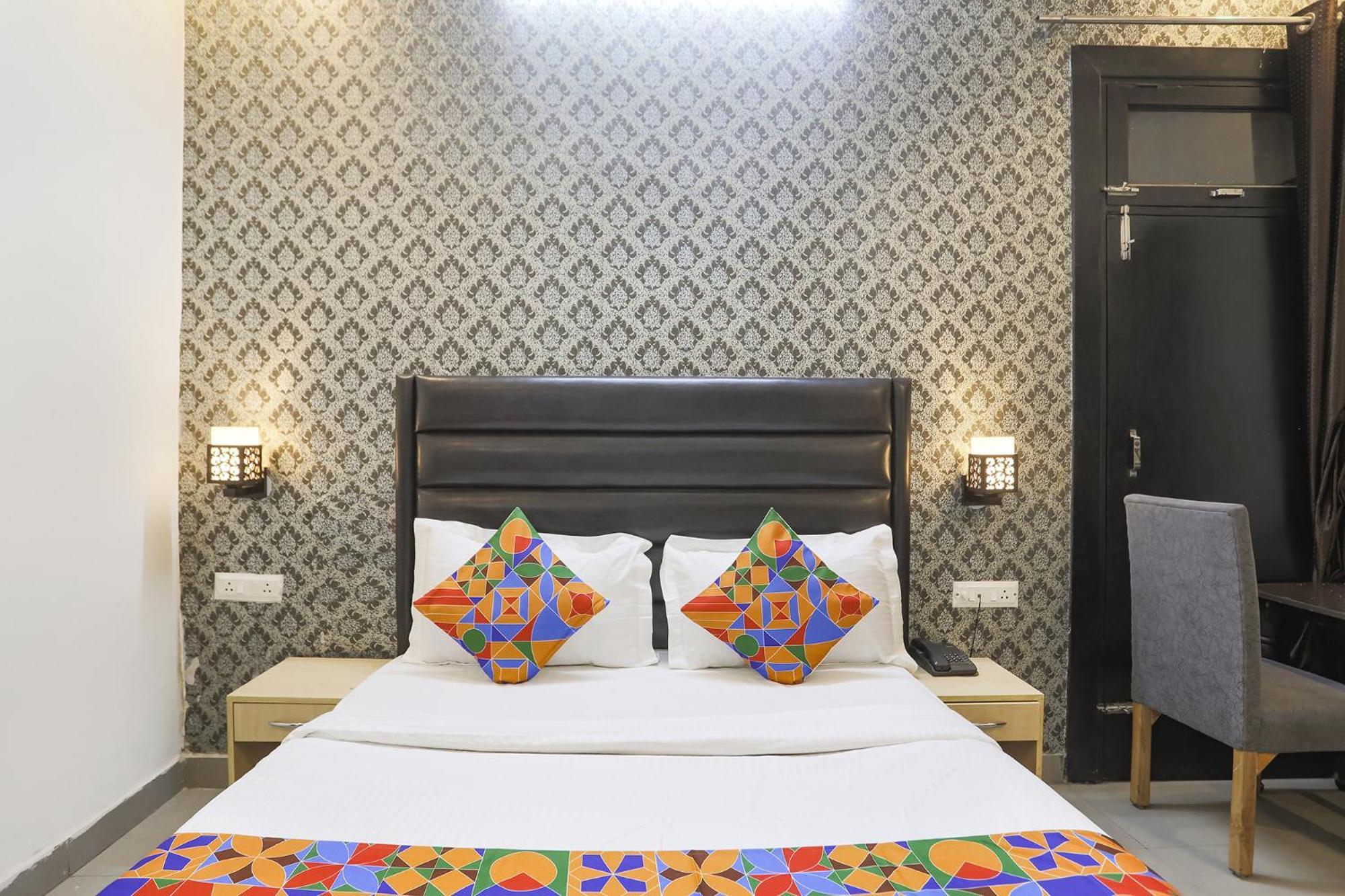 גאזיאבאד Fabhotel The Diamond מראה חיצוני תמונה