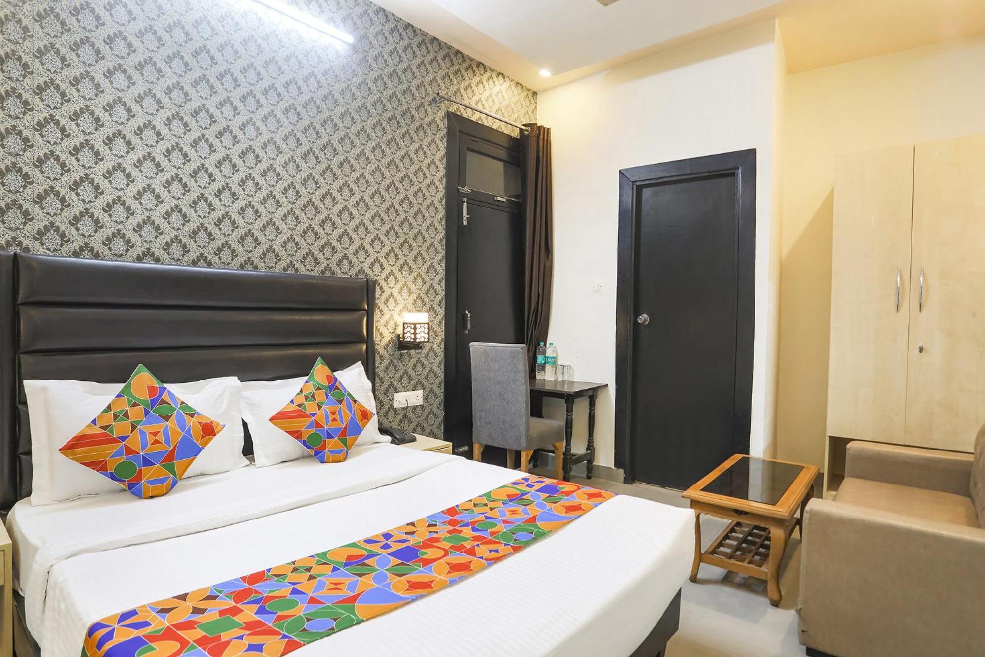 גאזיאבאד Fabhotel The Diamond מראה חיצוני תמונה